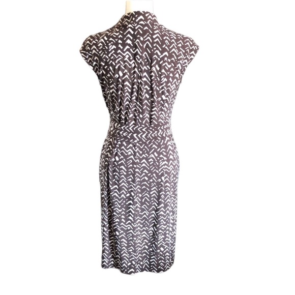 Cute summer dress Bundle! 2 dresses in this bundle - Picture 5 of 13